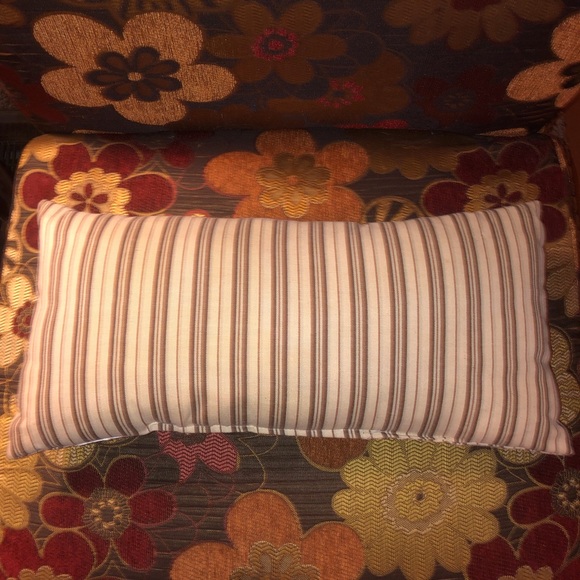 Preloved Long Accent Pillow - Picture 2 of 4